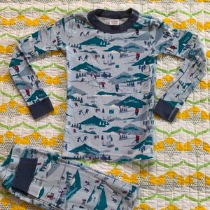 Hanna jams size 130 (8) Hanna Andersson pajamas